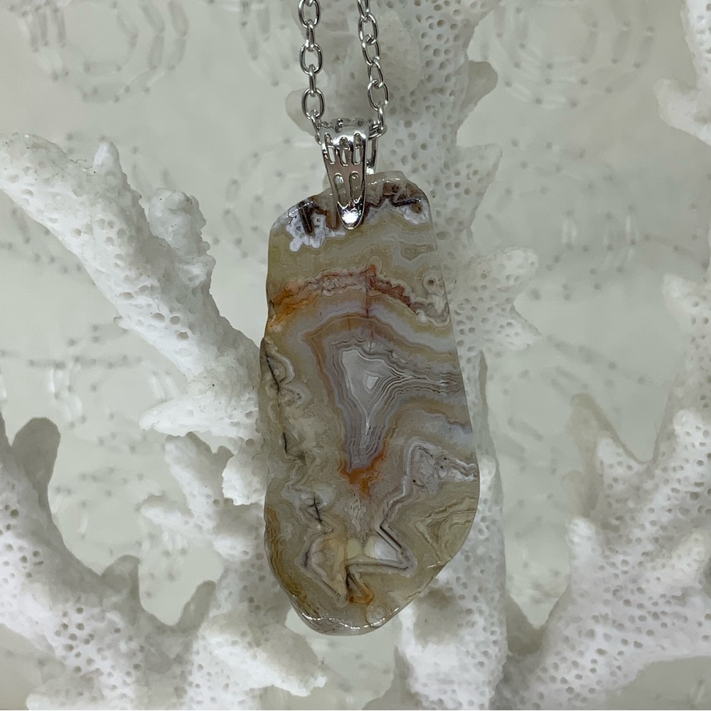 Mexico Crazy Lace Agate Slice Necklace on Stainless Steel Silver plated chain